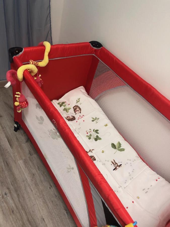 Vecsesi Rendezvenykoezpont Es Panzio Bed & Breakfast Dış mekan fotoğraf